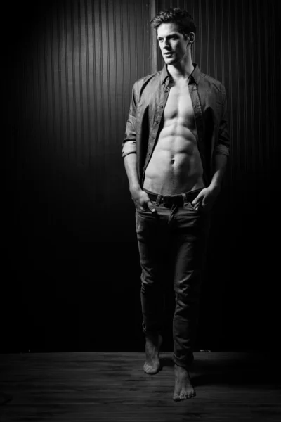 Erkek kas karın Midsection