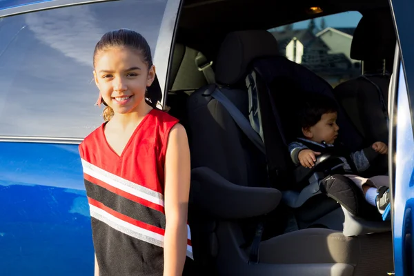 Big Sister Ready For Practice — Stock Photo, Image