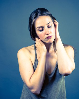 İnce beyaz kadın portre