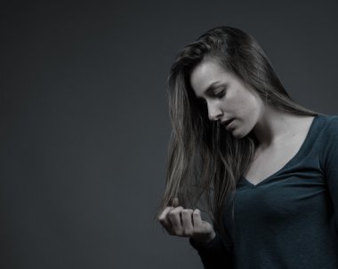 İnce beyaz kadın portre