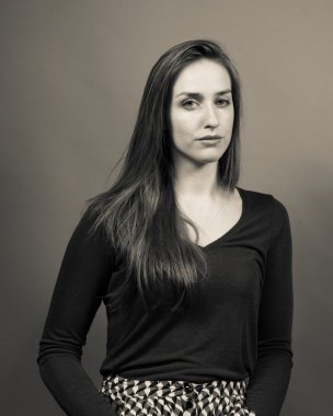 İnce beyaz kadın portre