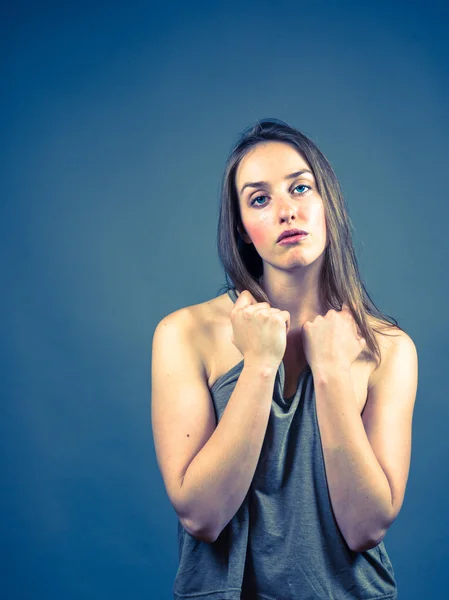 Ritratto femminile caucasico snello — Foto Stock