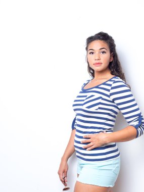 Genç sevimli erkek eğlenceli yaz bak