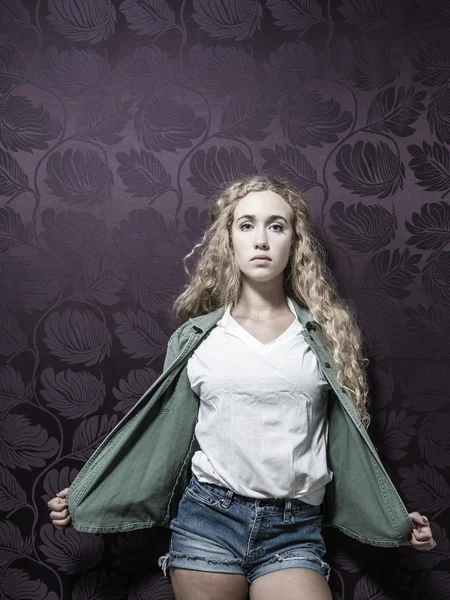 Americký blonďatá samice móda pro mladé — Stock fotografie