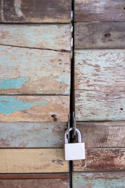 Eski ana anahtar mu ahşap kapı kilidi