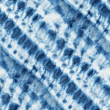 Beyaz ipeğin üzerindeki çivit rengi kusursuz kravat boyası deseni. El boyası kumaşlar - nodüler batik. Shibori boyaması.. 