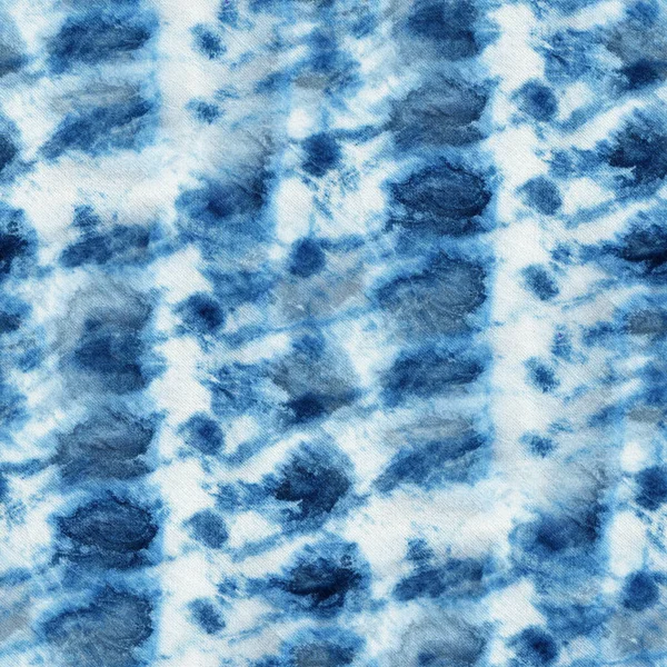Płynny Wzór Barwnika Indygo Białym Jedwabiu Ręcznie Malowane Tkaniny Guzkowy — Zdjęcie stockowe