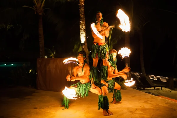 Dança de fogo tradicional — Fotografia de Stock