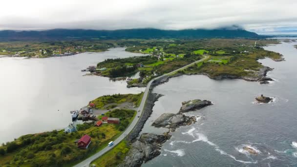 Atlantic Ocean Road Atlanterhavsveien Słynna Budowla Norwegia — Wideo stockowe