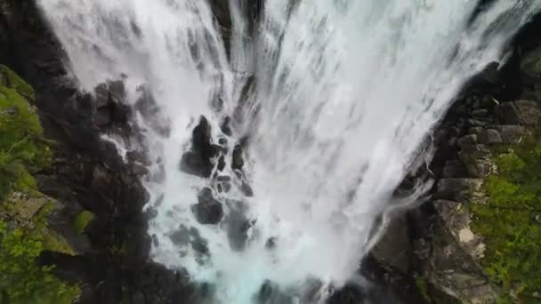 Nyastolfossen Falls Δεύτερος Καταρράκτης Στην Κοιλάδα Husedalen Kinsarvik Νορβηγία — Αρχείο Βίντεο