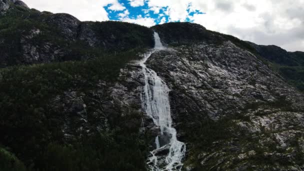 Langfoss Langfossen Norges Femte Högsta Vattenfall — Stockvideo
