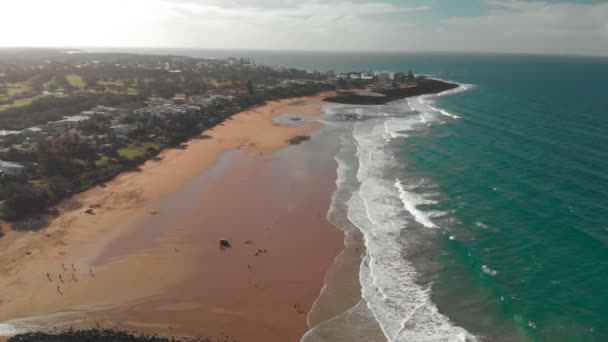 Αεροφωτογραφία Drone Της Παραλίας Bargara Και Της Γύρω Περιοχής Queensland — Αρχείο Βίντεο