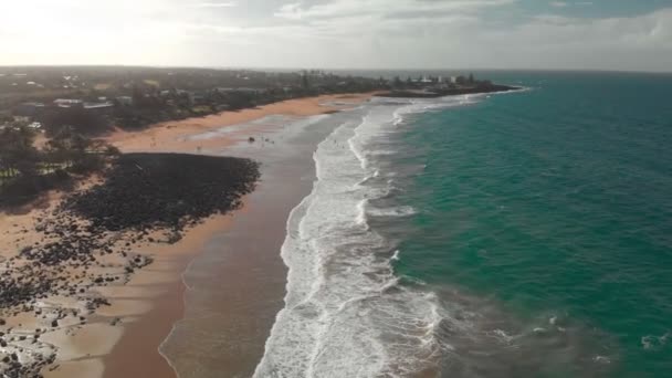 Bargara Sahilinin Queensland Avustralya Nın Hava Aracı Görüntüsü — Stok video