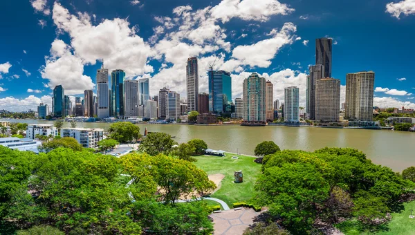 Brisbane Skyline and river — Stockfoto