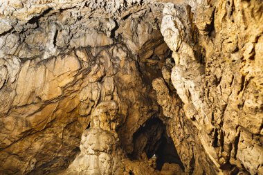 Mağaranın jeolojik oluşumu