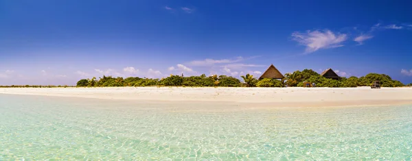 Panorama della spiaggia tropicale, viaggio vacanze sfondo — Foto Stock
