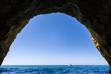 Algarve Portekiz 'deki güzel mağara