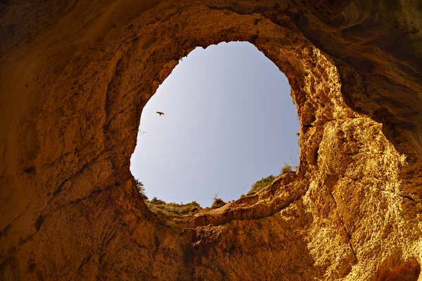 Hermosa cueva en el Algarve Portugal —  Fotos de Stock