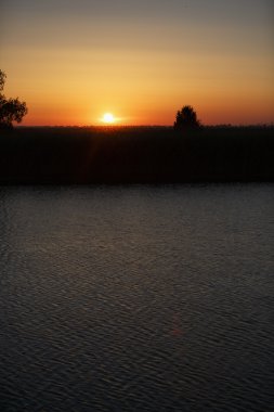 Tuna Deltası üzerinde güzel gün batımı