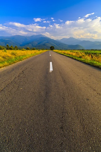 Romanya Fagaras dağlarda güzel dağ yolu — Stok fotoğraf