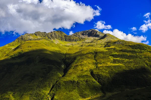 Прекрасный пейзаж в Альпах, Швейцария — стоковое фото