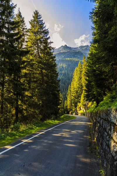 Wspaniały krajobraz w Alpach, Szwajcaria — Zdjęcie stockowe