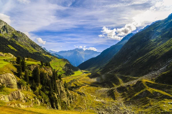Paisagem maravilhosa nos Alpes, Suíça — Fotografia de Stock