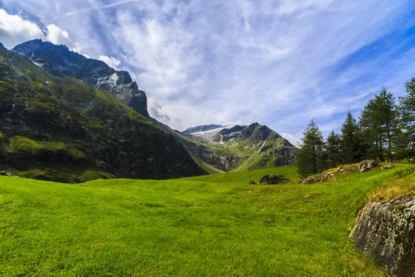 Wonderful landscape in the Alps, Switzerland — Stock Photo, Image