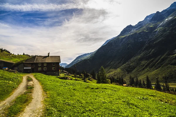 Wspaniały krajobraz w Alpach, Szwajcaria — Zdjęcie stockowe