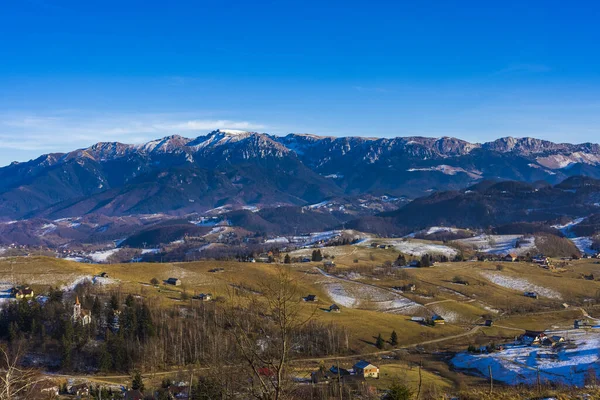 Beau Paysage Montagne Dans Les Carpates Roumanie Transition Automne Hiver — Photo