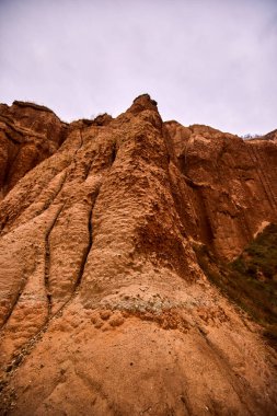 Sebes yakınlarındaki Carpathian dağlarından güzel Kızıl Geçit (Rapa Rosie)