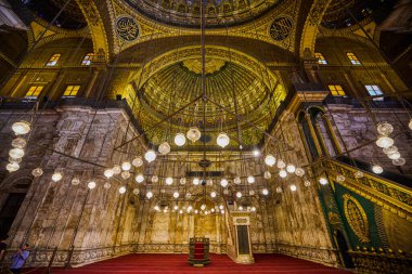 11 Nisan 2021 Muhammed Ali Paşa 'nın Büyük Camii veya Alabaster Camii, Osmanlı Camii' nin zirvesinde yer aldı..