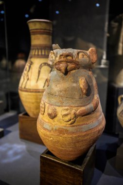 Mısır, İskenderiye 26 Nisan 2021: Ulusal müzeden görüntüler. İskenderiye 'deki ünlü Ulusal Müze, Mısır.