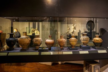 Mısır, İskenderiye 26 Nisan 2021: Ulusal müzeden görüntüler. İskenderiye 'deki ünlü Ulusal Müze, Mısır.