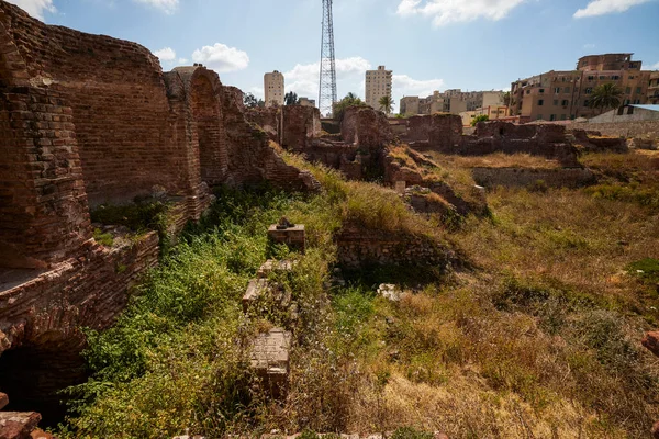 Alexandria Egipto Abril 2021 Anfiteatro Romano Los Siglos Ruinas Piezas — Foto de Stock