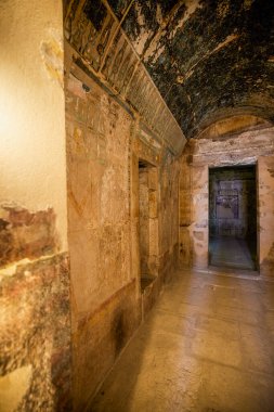 11 Nisan 2021 Mısır 'daki Luxor' daki Hatshepsut Tapınağı