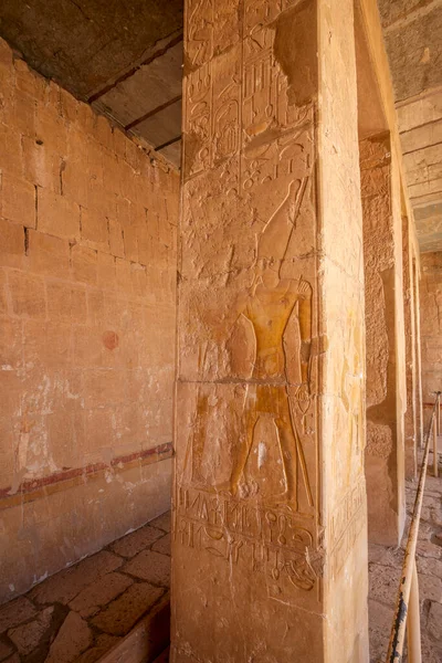 Nisan 2021 Mısır Daki Luxor Daki Hatshepsut Tapınağı — Stok fotoğraf