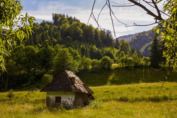Schöne Landschaft Mit Ländlicher Berglandschaft Rucar Rumänien — Stockfoto