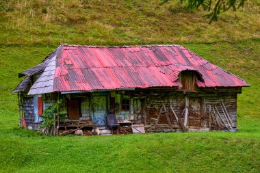 Romanya 'nın Karpat Dağları' ndaki dağlık bölgede güzel bir manzara