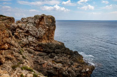 Palma De Mallorca adasında güzel bir deniz manzarası.