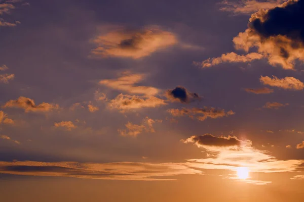 Günbatımının Olduğu Güzel Bir Sonbahar Günü Manzarası — Stok fotoğraf