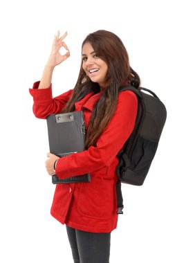 ok işareti izole beyaz arka plan üzerinde gösterilen genç bir öğrenci