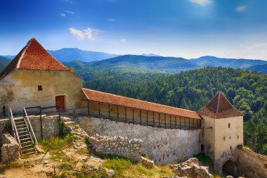 Ortaçağ Kalesi merkezine, Transilvanya, Romanya