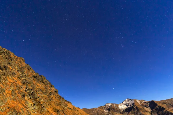 Sternenhimmel in den Fagaras-Bergen — Stockfoto