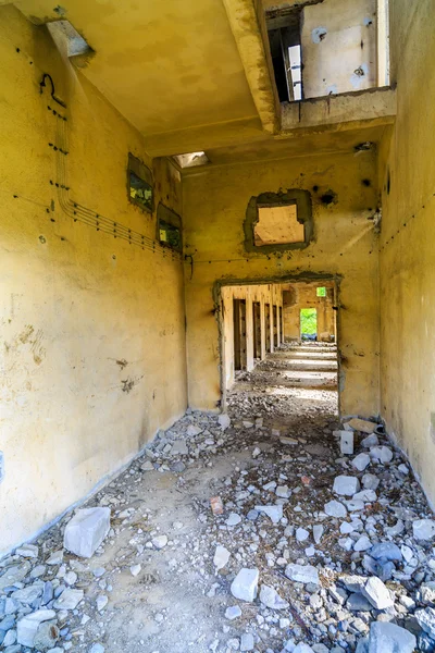 Yıkılan binalar, endüstriyel Harabeleri, deprem — Stok fotoğraf