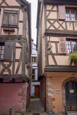 Ribeauville - Fransa 17 Ekim 2025 Fransa 'da Alsace şarap rotasında yer alan küçük bir kasaba.