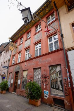 Freiburg im Breisgau, Almanya 19 Ekim 2025. Bölgenin turistik özelliklerine sahip şehrin görüntüleri.