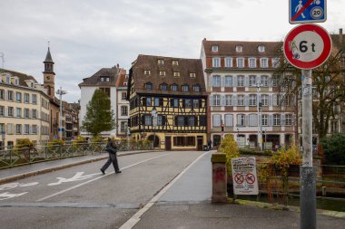 Strasbourg Fransa 20 Ekim 2025, Avrupa Parlamentosu 'nun bulunduğu Strasbourg' dan görüntüler, şehrin çeşitli turistik ve önemli merkezleri