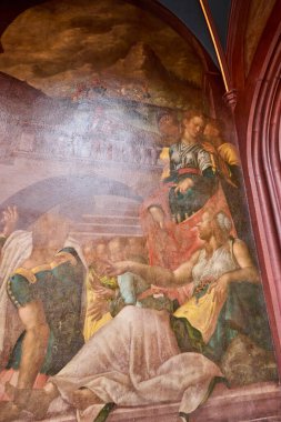 Basel İsviçre 21 Ekim 2025. Basel Belediye Binası (Almanca: Rathaus Basel, yerel adıyla Roothuus) İsviçre 'nin Basel kentindeki Marktplatz' a hakim olan 500 yıllık bir binadır..