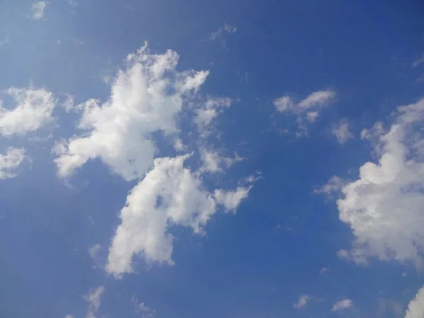 青空と雲 — ストック写真